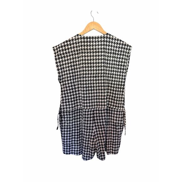 Passion Lillie Houndstooth Honey
Organic Jumpsuit Size Large, NEW - Picture 5 of 8